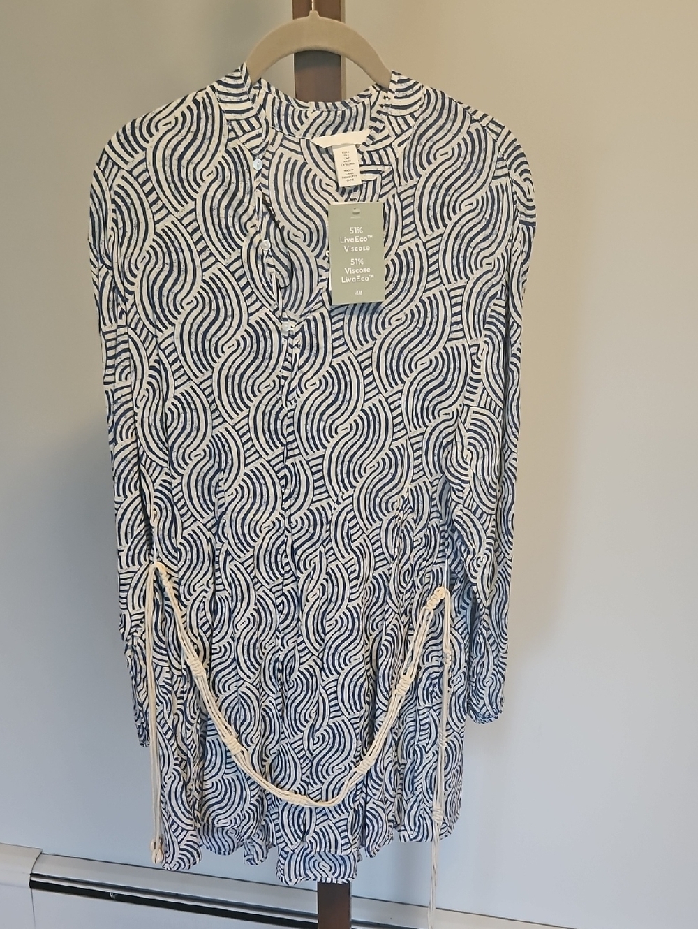H&M Womens Blue and White Printed Button-Front Top Size S